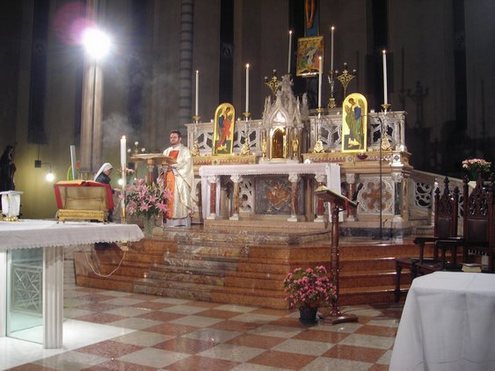 Altare 2